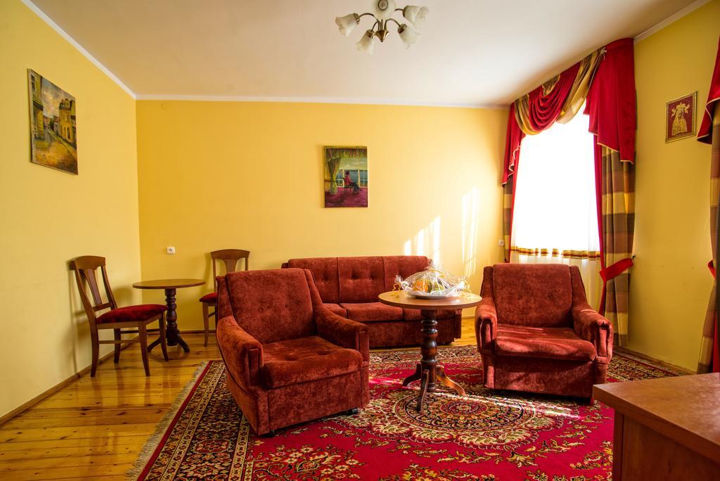 Hotel Adalbertus Gniezno Room photo